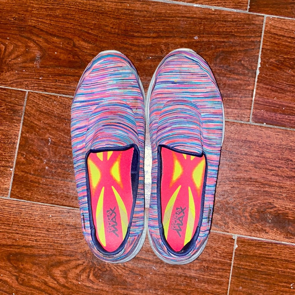 Sketchers Go Walk 4 Slip Ons